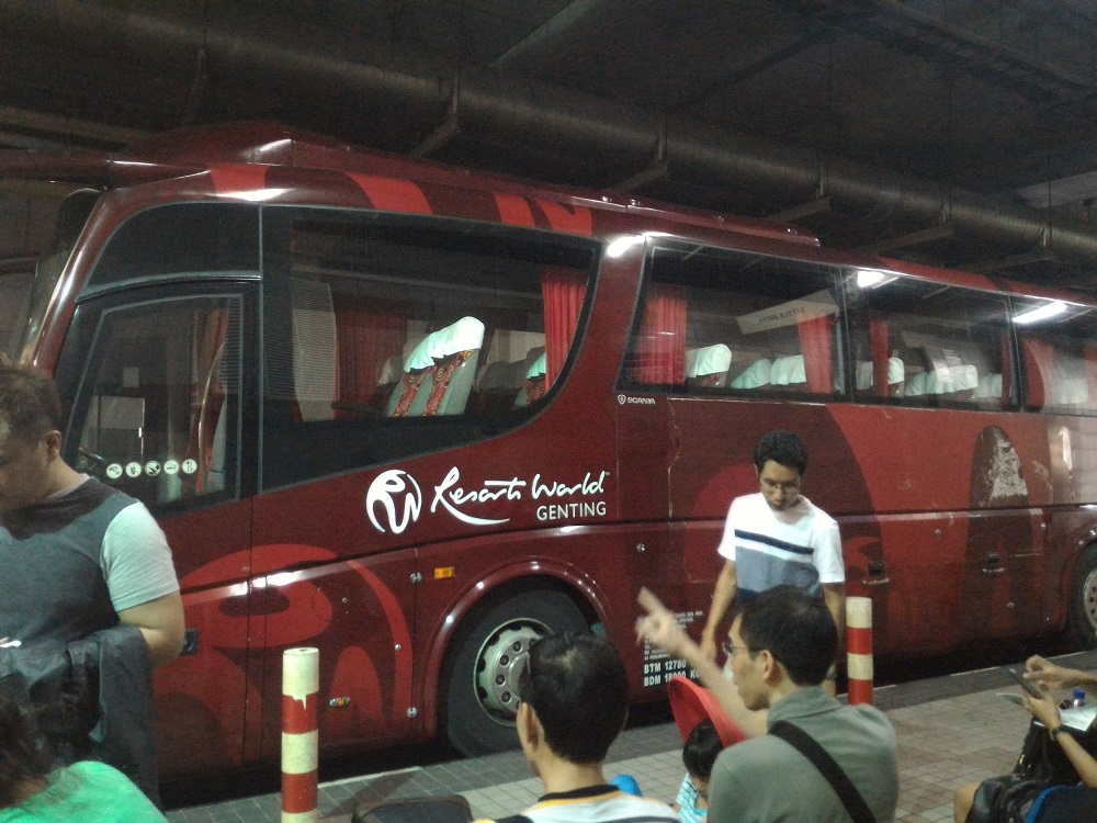 resorts world genting express bus