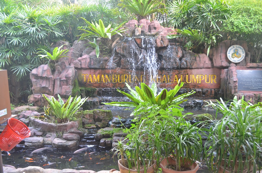Kuala Lumpur Bird Park kuala_lumpur_bird_park_signage